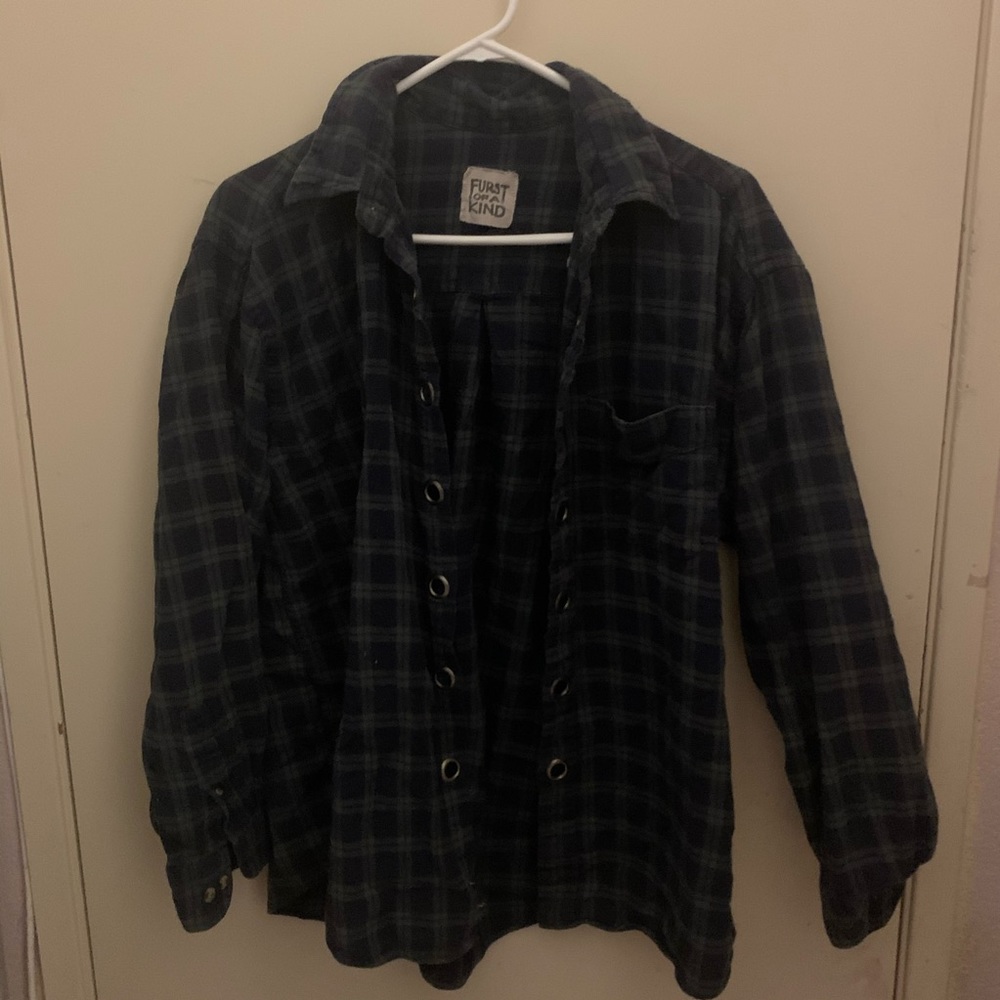 LF furst of a kind plaid grommet top